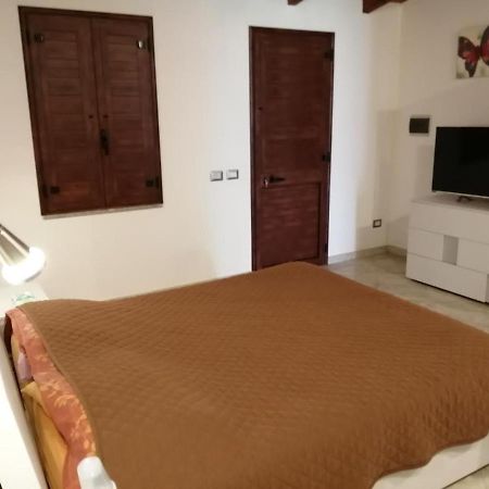 Il Frutteto Bed & Breakfast Torre delle Stelle Exterior photo