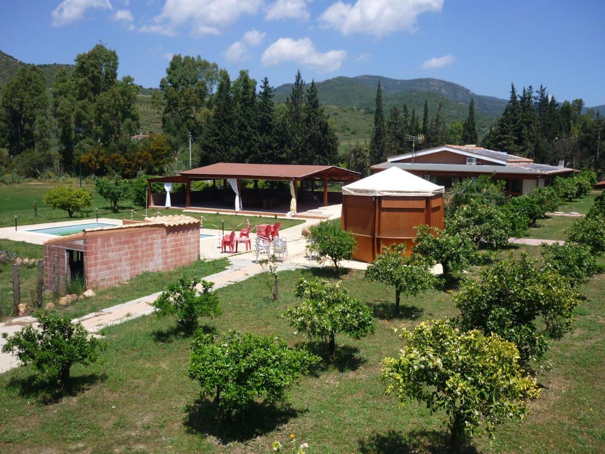 Il Frutteto Bed & Breakfast Torre delle Stelle Exterior photo