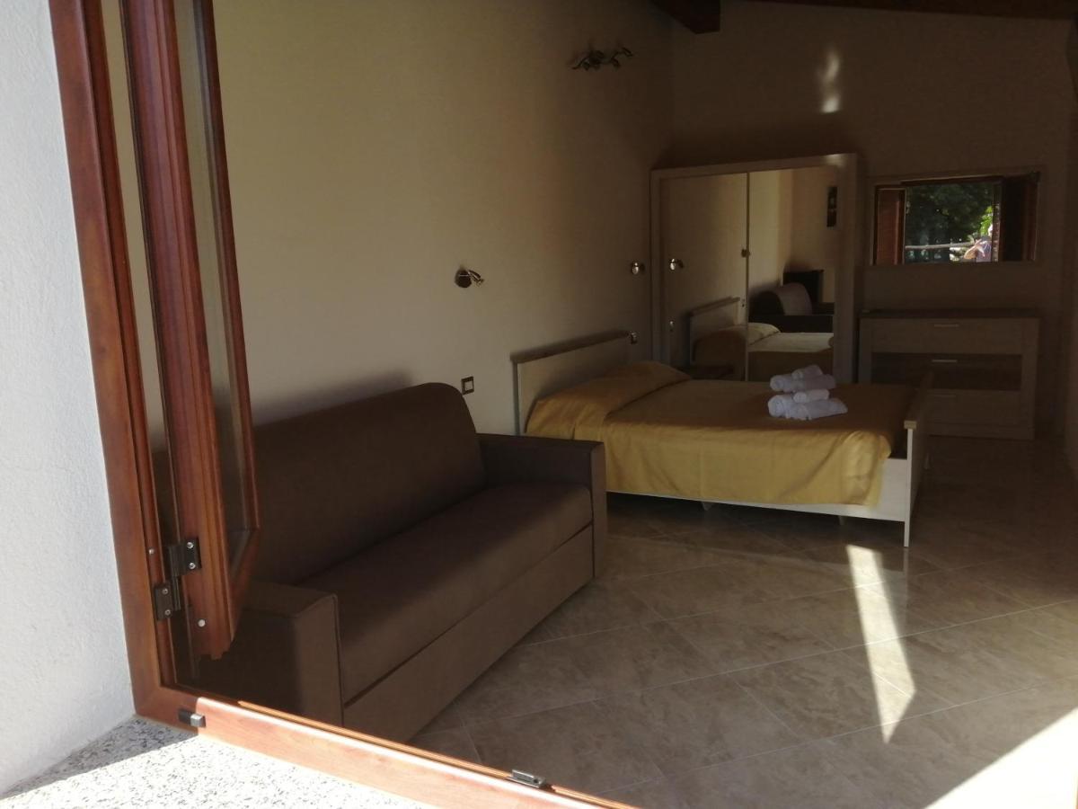 Il Frutteto Bed & Breakfast Torre delle Stelle Exterior photo